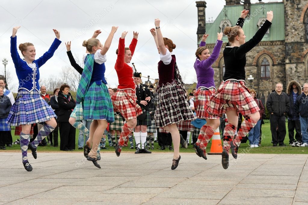 highland dancers